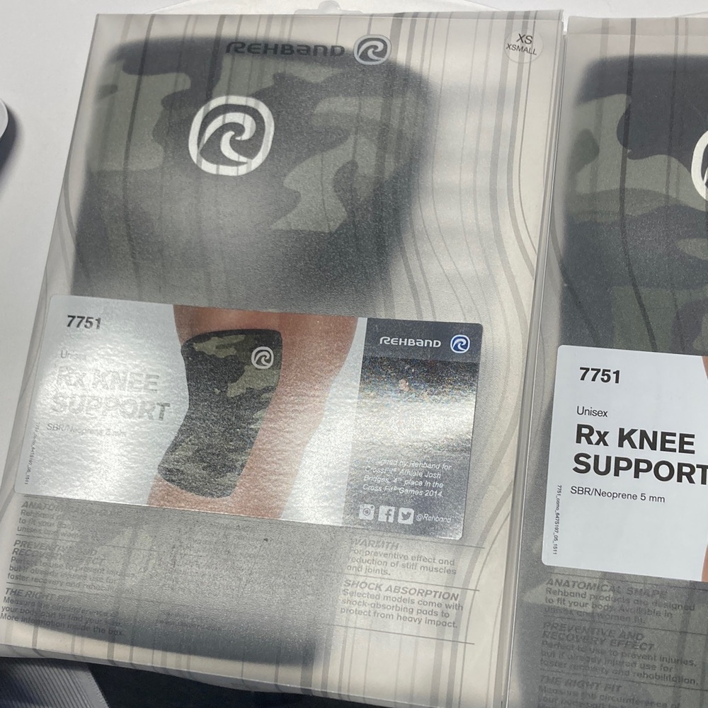 NWT XS Rehband 5mm Knee Sleeves for Cross-Training & Powerlifting - Picture 3 of 4